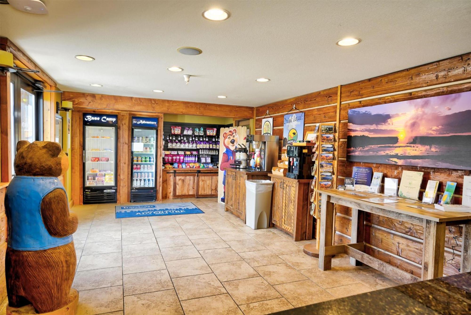 Travelodge By Wyndham Gardiner Yellowstone Park North Entr Екстер'єр фото
